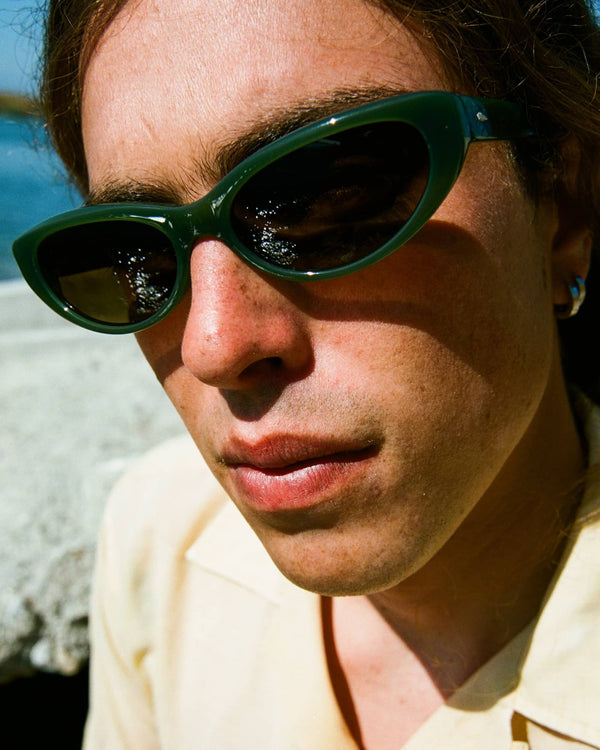 The Petal Bomb / Moss Bio & Polarised Desert Gradient Lens - Shade Files
